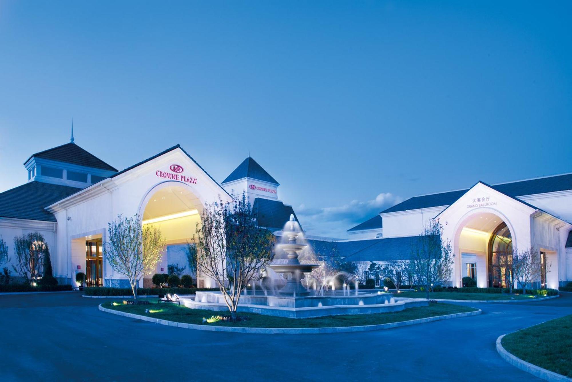 Crown Plaza Hotel Huailai, An Ihg Hotel Dongzhuangzi Buitenkant foto