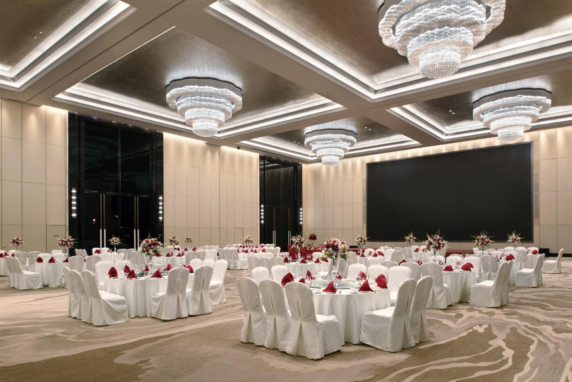 Crown Plaza Hotel Huailai, An Ihg Hotel Dongzhuangzi Buitenkant foto