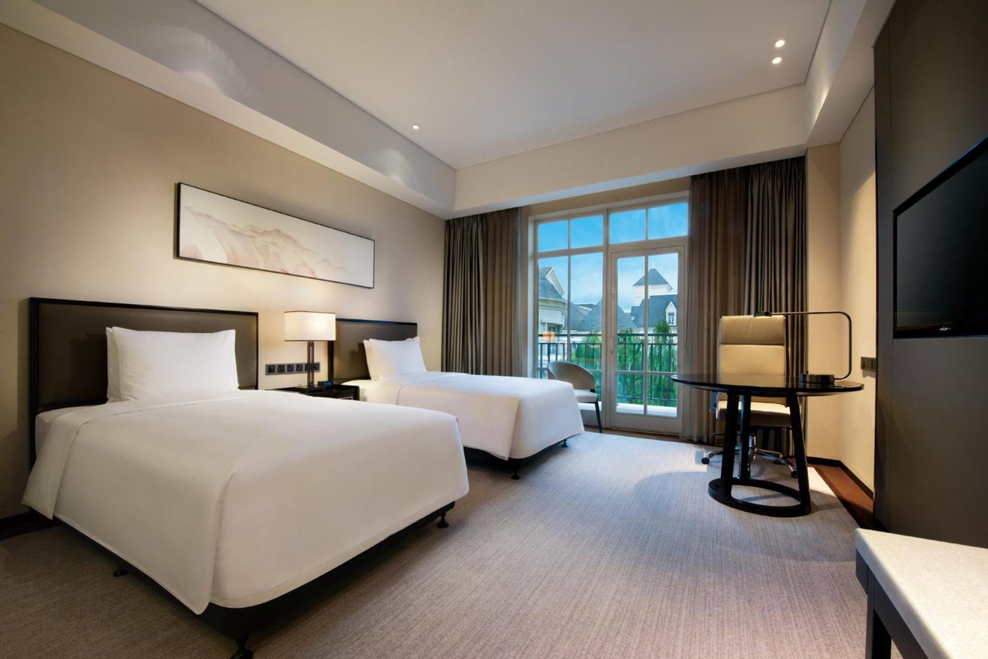 Crown Plaza Hotel Huailai, An Ihg Hotel Dongzhuangzi Buitenkant foto
